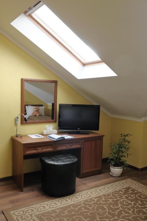 Melrose Hotel Rivne Chambre photo