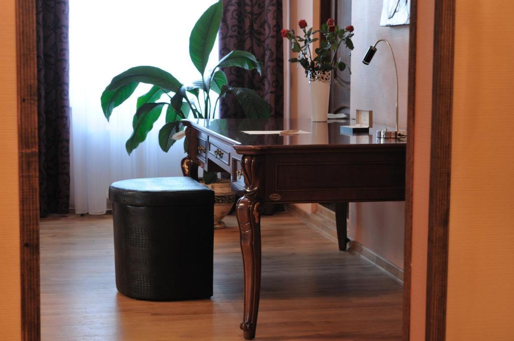Melrose Hotel Rivne Chambre photo